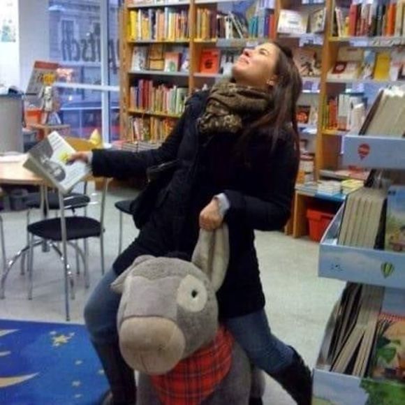 Meet your Posher, Teresa - Picture 1 of 1